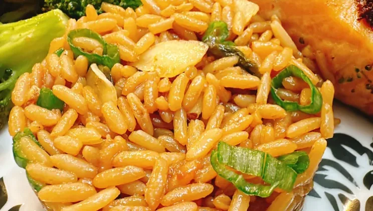 How to Make the Perfect Savory Brown Rice at Home